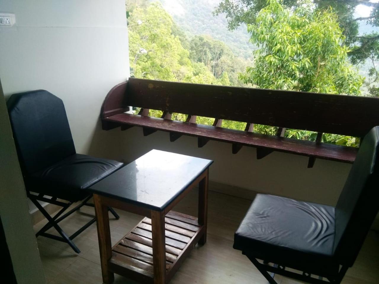무나르 Holly Hock B&B 외부 사진